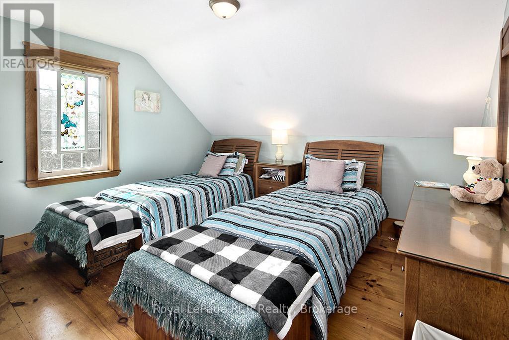 












493759 BAPTIST CHURCH ROAD

,
West Grey,




Ontario
N0C1K0

