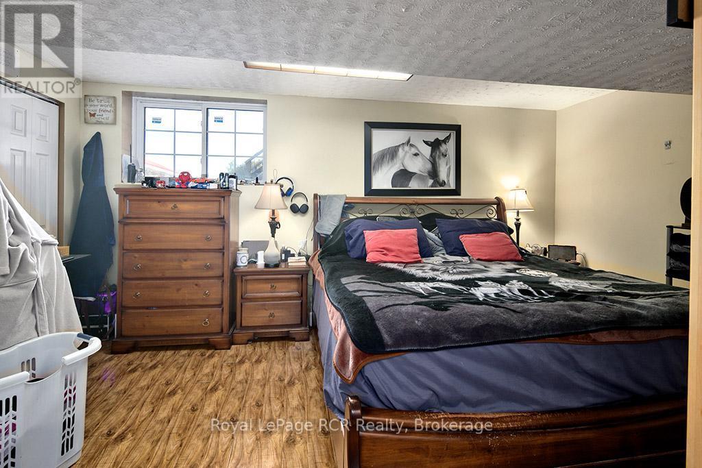












493759 BAPTIST CHURCH ROAD

,
West Grey,




Ontario
N0C1K0

