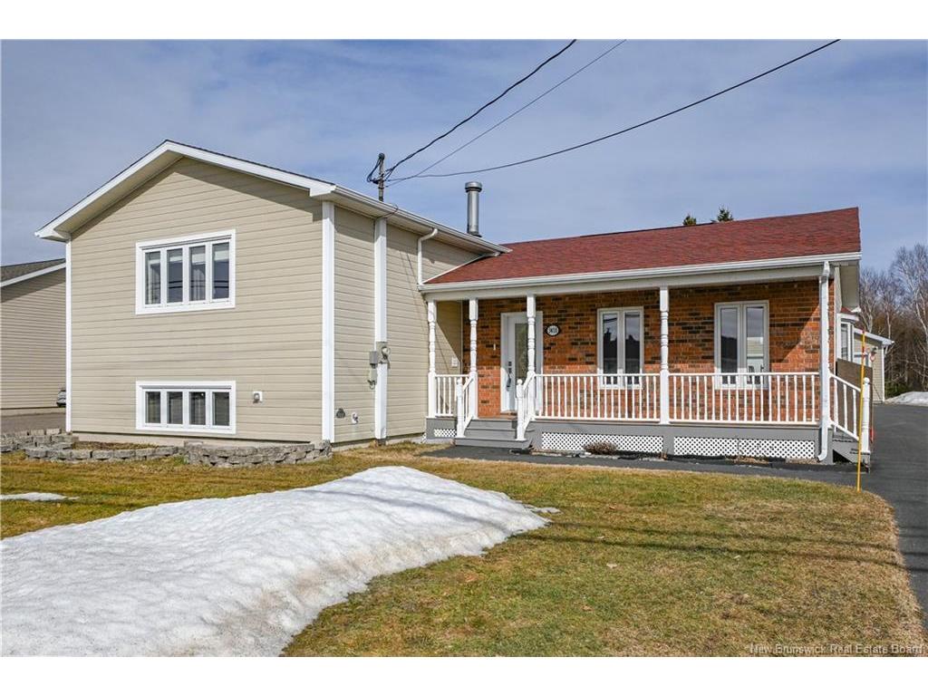 









3410


rue Centenaire

ST,
Tracadie,




NB
E1X 1A6

