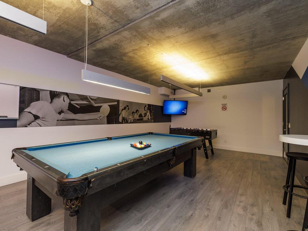 









1414


Rue Chomedey

, 2045,
Montréal (Ville-Marie),




QC
H3H0A2

