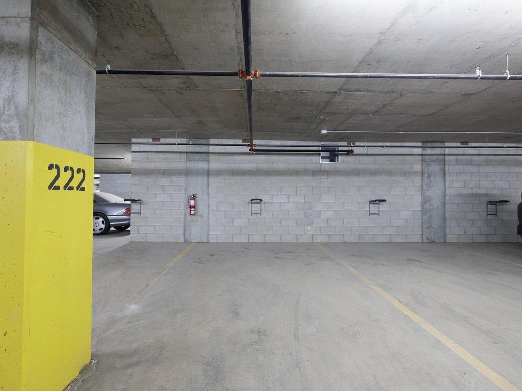 









1414


Rue Chomedey

, 2045,
Montréal (Ville-Marie),




QC
H3H0A2


