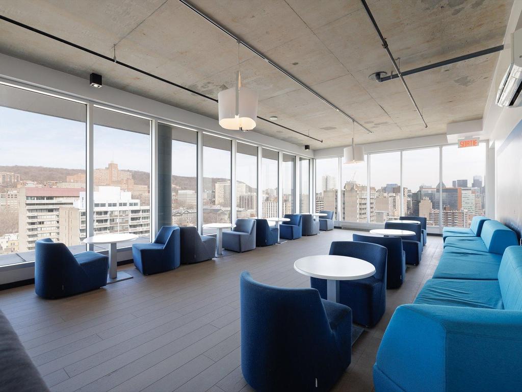 









1414


Rue Chomedey

, 2045,
Montréal (Ville-Marie),




QC
H3H0A2

