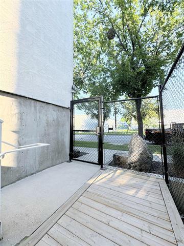 









530


Waterfront

DR, 6,
Winnipeg,




MB
R3B 0N4

