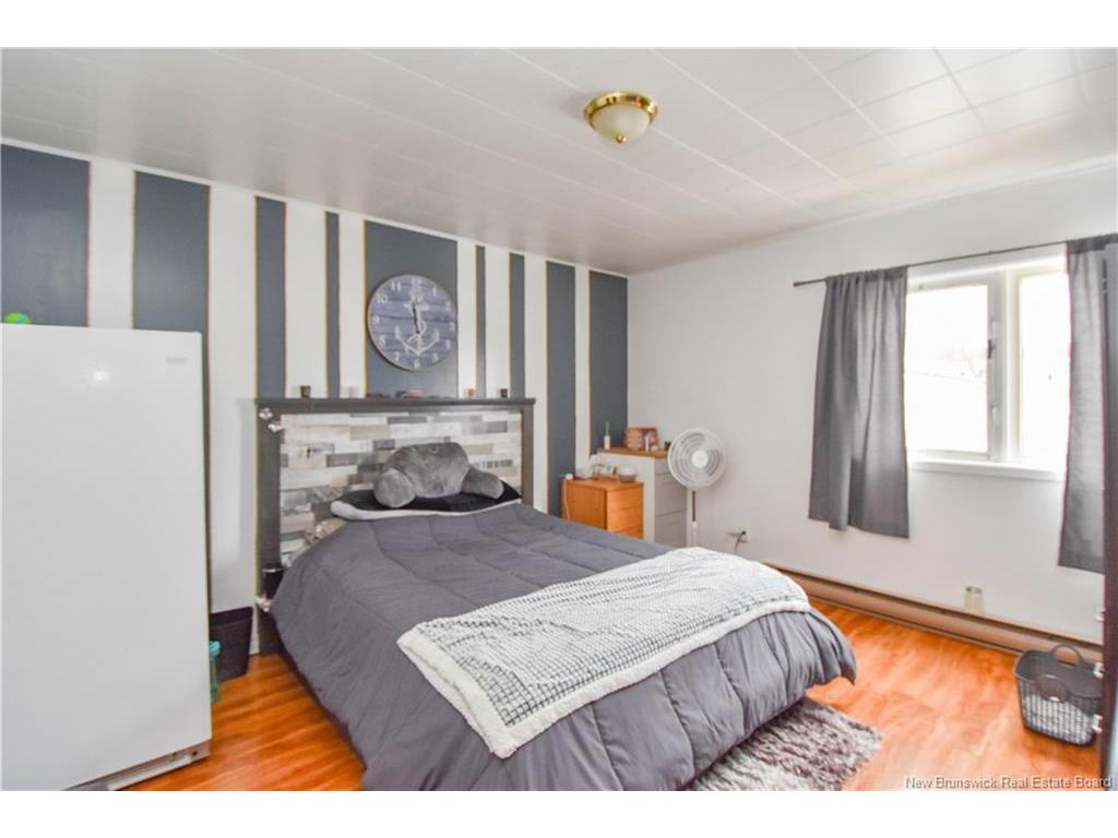 









3555


rue Principale

ST,
Tracadie,




NB
E1X 1C9

