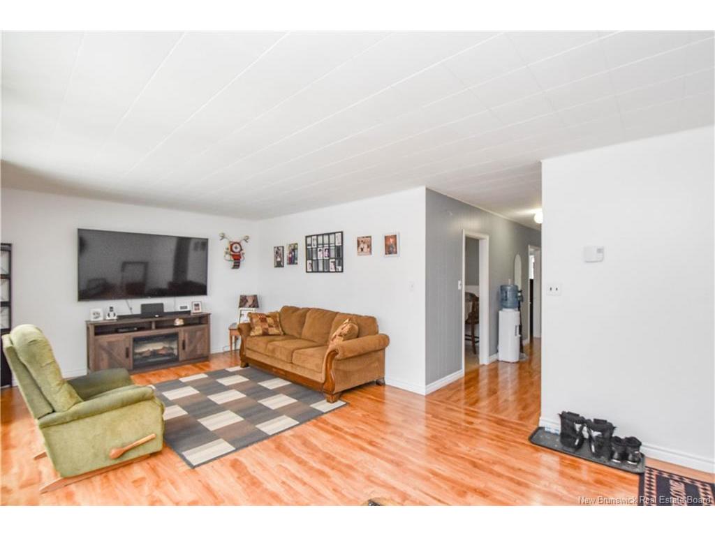 









3555


rue Principale

ST,
Tracadie,




NB
E1X 1C9

