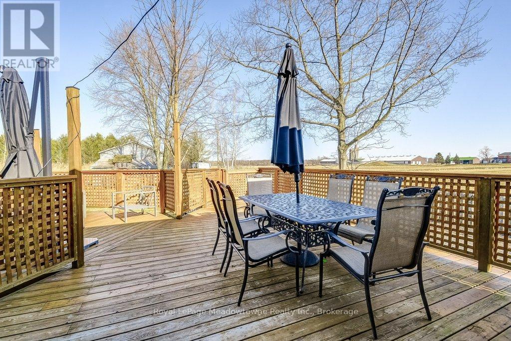 












986 WESTOVER ROAD

,
Hamilton,




Ontario
N0B1L0

