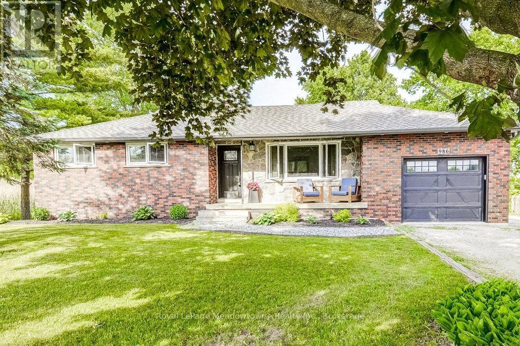 












986 WESTOVER ROAD

,
Hamilton,




Ontario
N0B1L0

