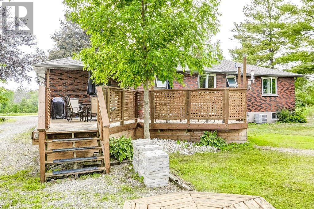 












986 WESTOVER ROAD

,
Hamilton,




Ontario
N0B1L0

