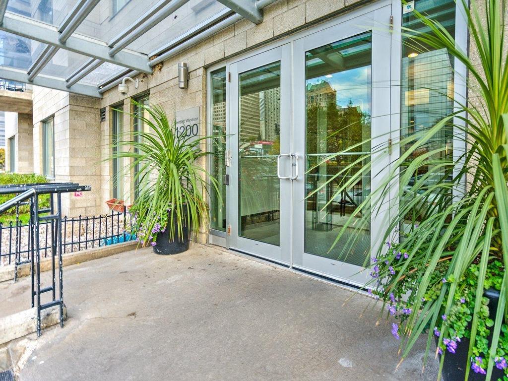 









1200


Rue St-Jacques

, 2108,
Montréal (Ville-Marie),




QC
H3C0E9

