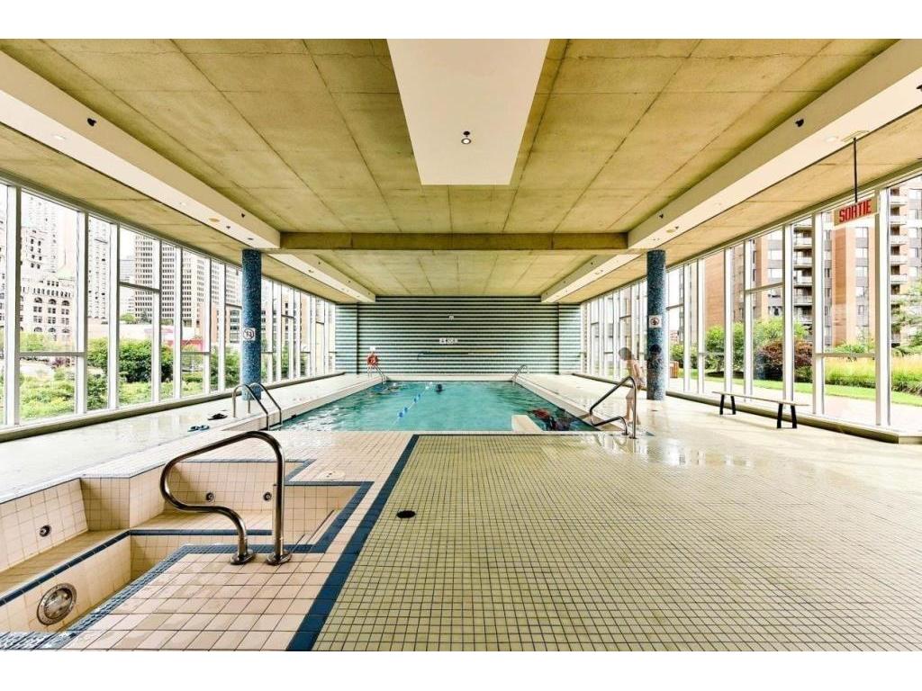 









1200


Rue St-Jacques

, 2108,
Montréal (Ville-Marie),




QC
H3C0E9

