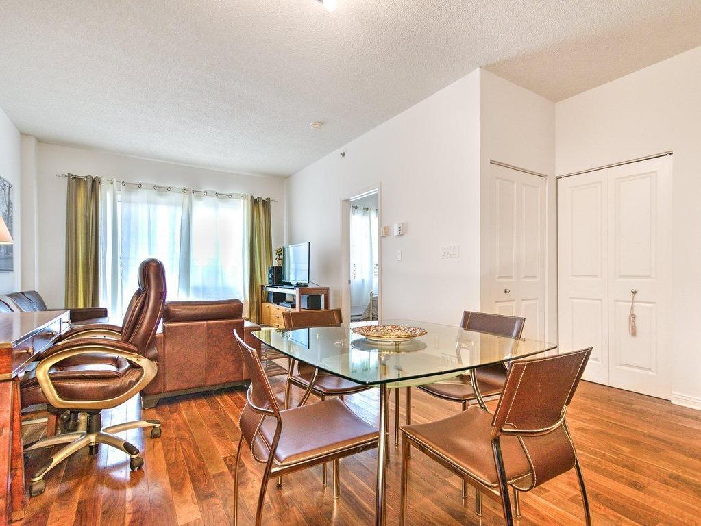 









1200


Rue St-Jacques

, 2108,
Montréal (Ville-Marie),




QC
H3C0E9

