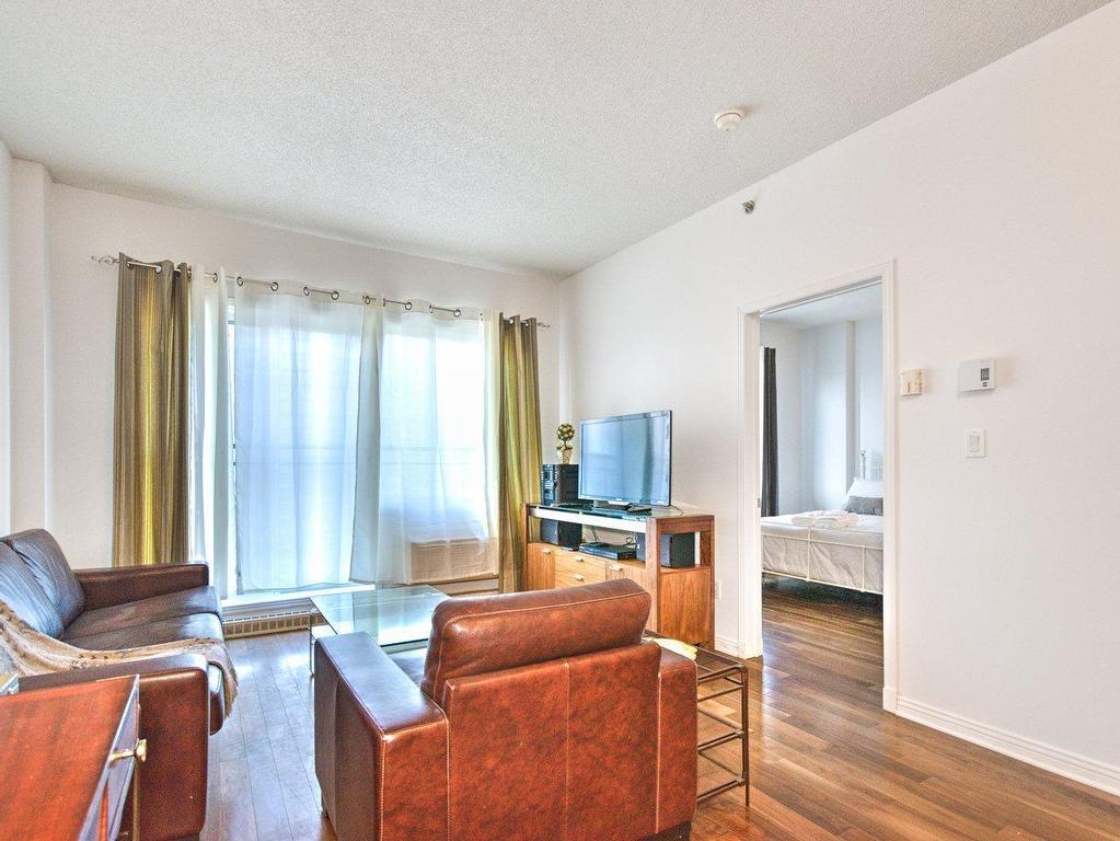 









1200


Rue St-Jacques

, 2108,
Montréal (Ville-Marie),




QC
H3C0E9

