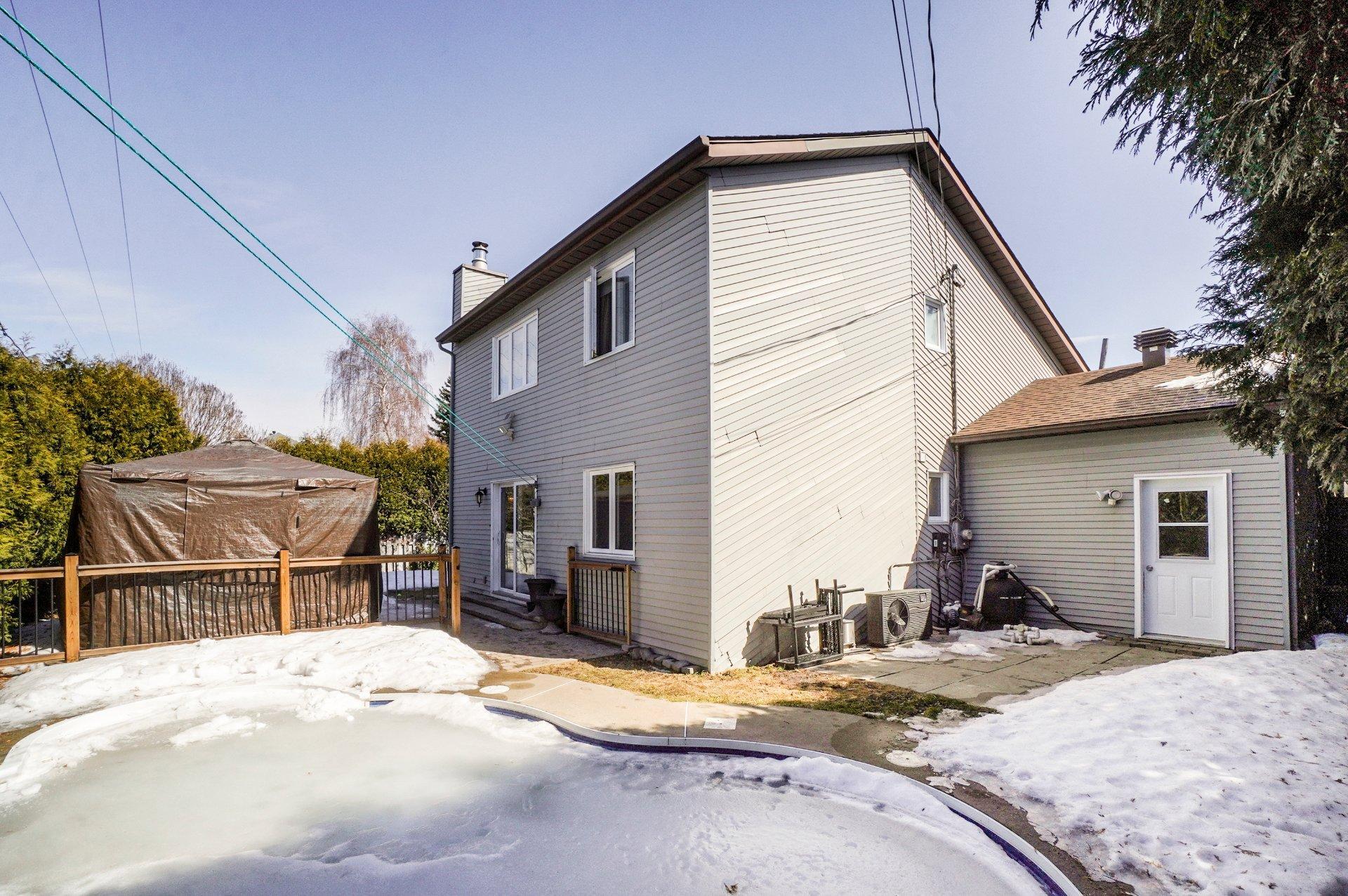 









979


Rue Notre-Dame

,
Repentigny (Repentigny),




QC
J5Y1C9

