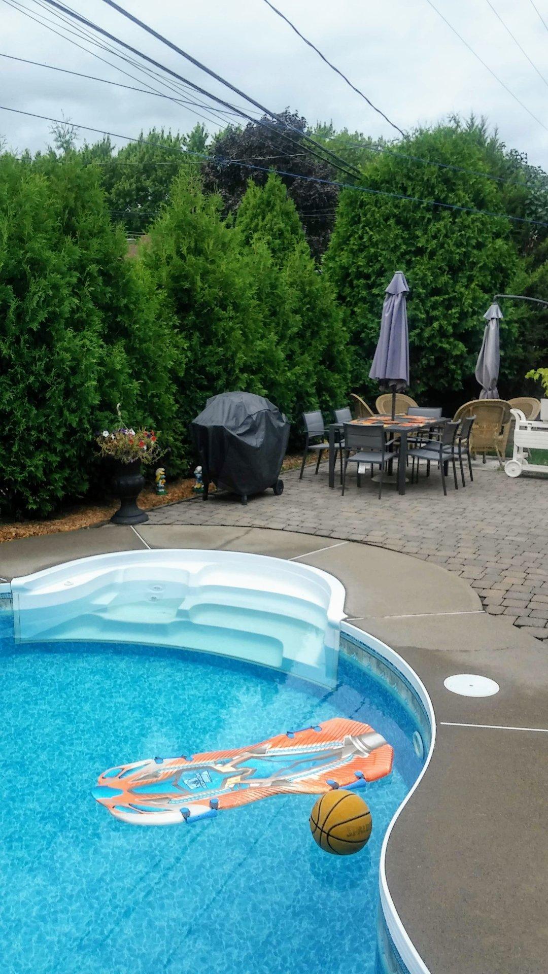 









979


Rue Notre-Dame

,
Repentigny (Repentigny),




QC
J5Y1C9

