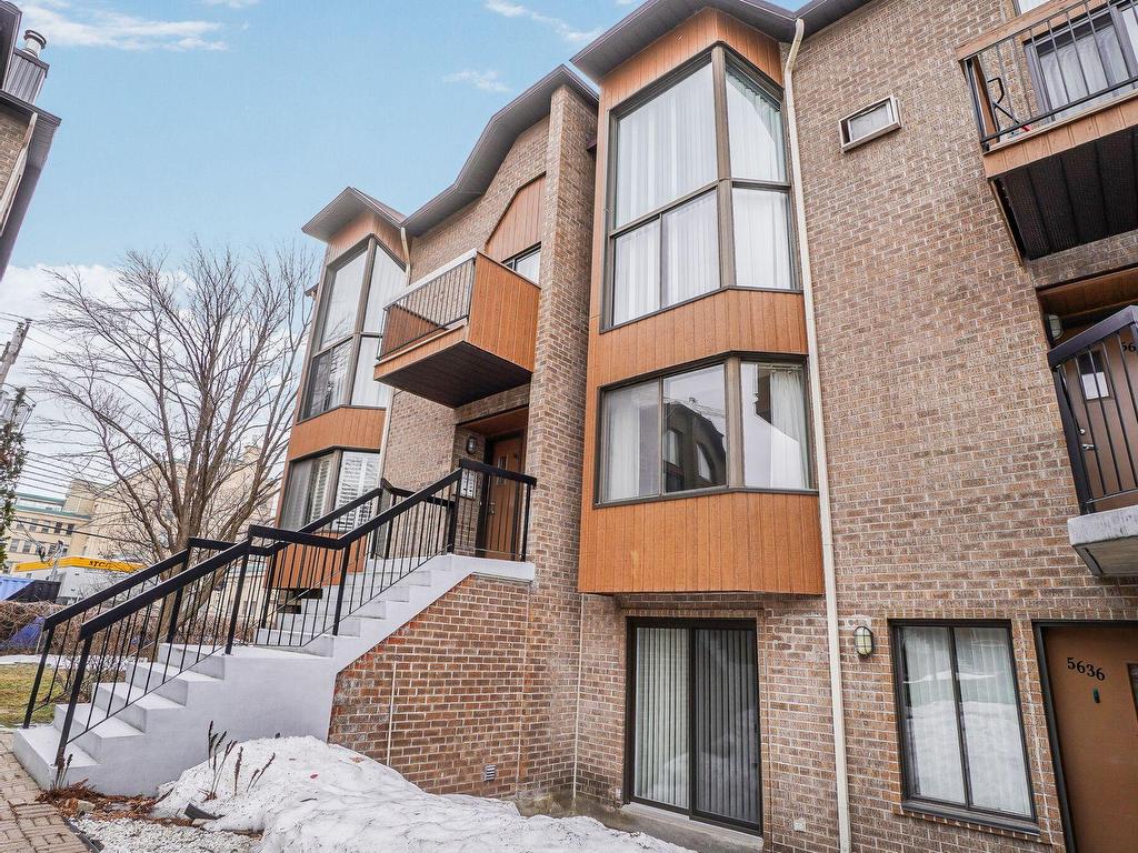 









5644


Place De Jumonville

,
Montréal (Rosemont/La Petite-Patrie),




QC
H1M3P7

