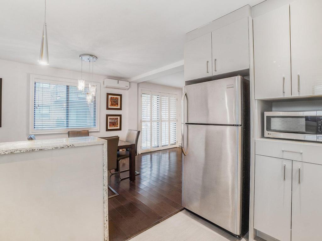 









5644


Place De Jumonville

,
Montréal (Rosemont/La Petite-Patrie),




QC
H1M3P7

