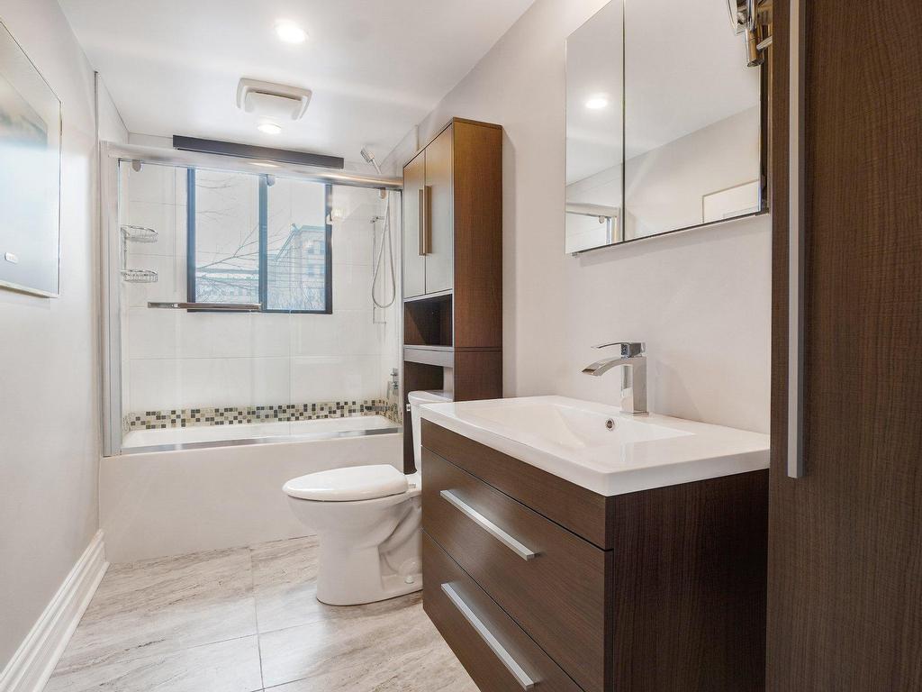 









5644


Place De Jumonville

,
Montréal (Rosemont/La Petite-Patrie),




QC
H1M3P7

