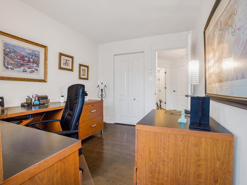 









5644


Place De Jumonville

,
Montréal (Rosemont/La Petite-Patrie),




QC
H1M3P7

