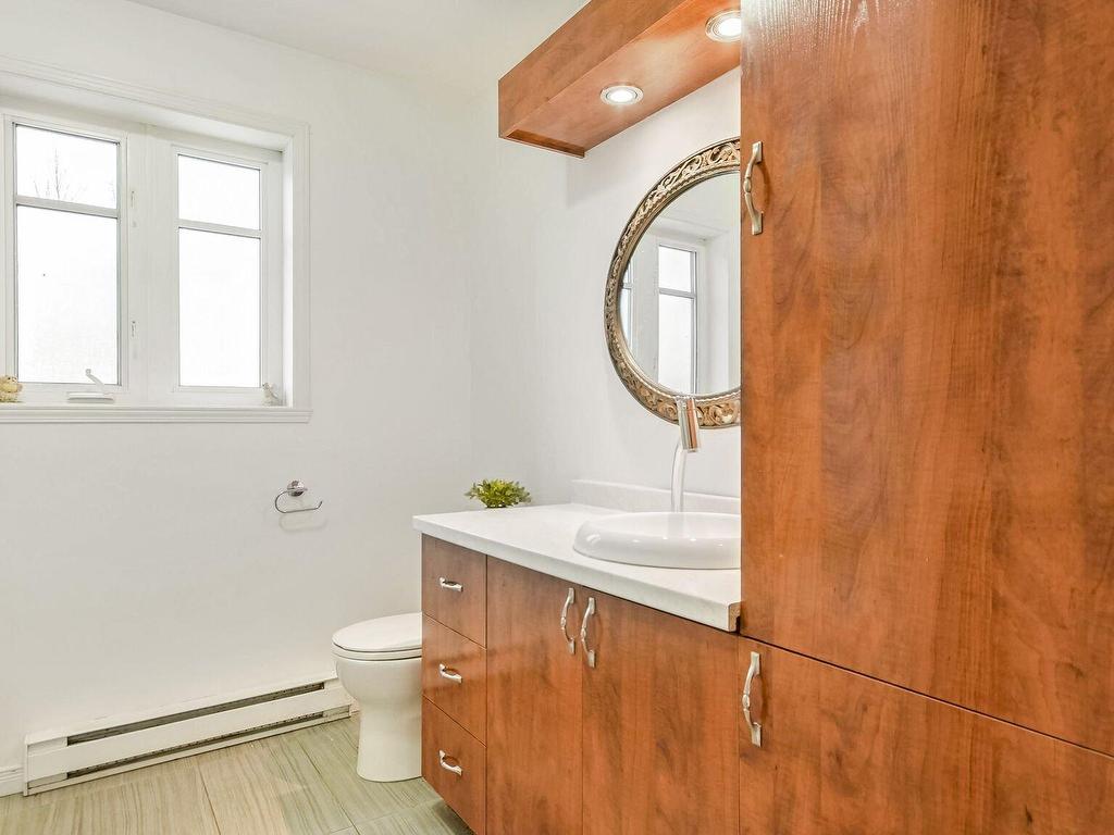 









5


Rue du Boisé

,
Lachute,




QC
J8H4N4

