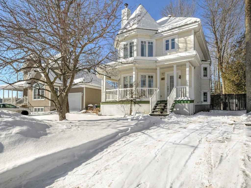 









5


Rue du Boisé

,
Lachute,




QC
J8H4N4

