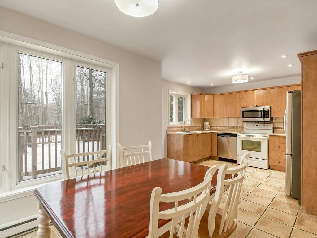 









5


Rue du Boisé

,
Lachute,




QC
J8H4N4


