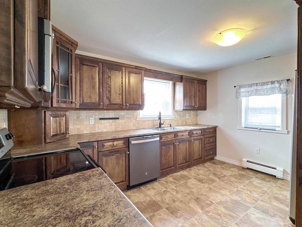 












61 Bayview Drive

,
Summerside,




PE
C1N 3Z9

