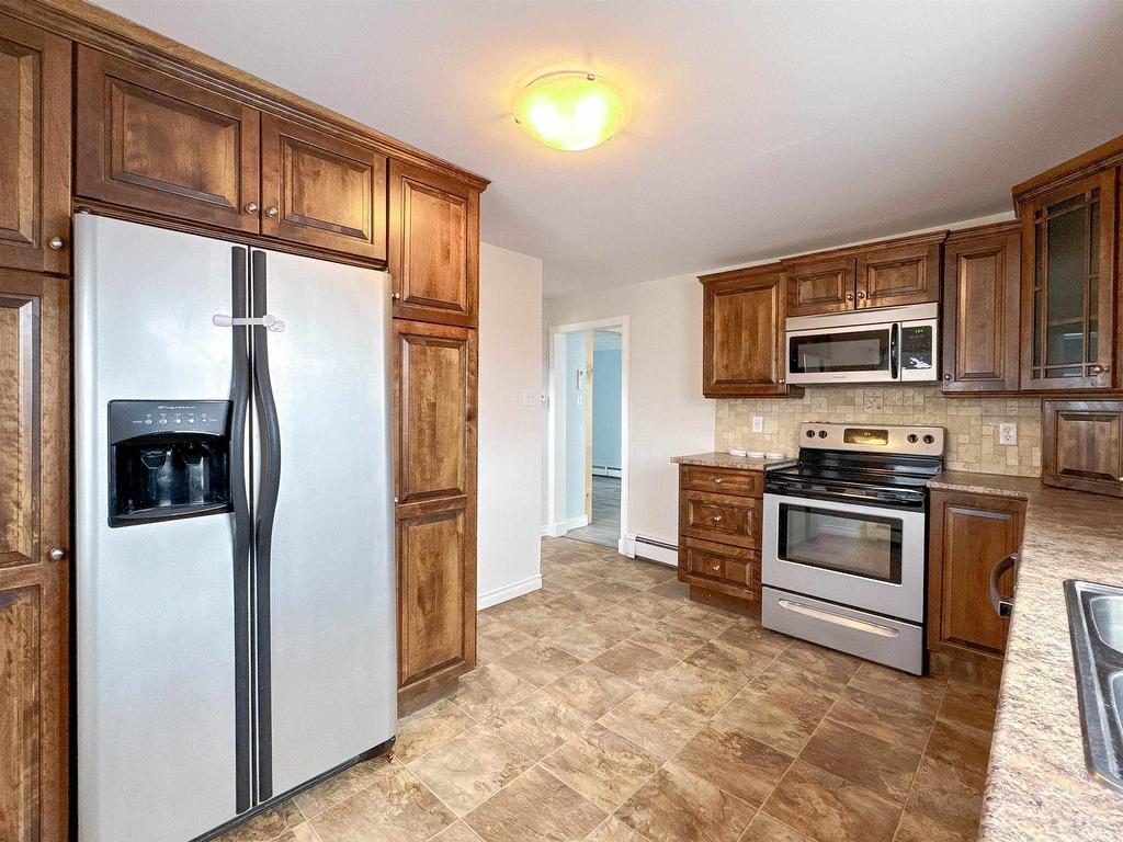 












61 Bayview Drive

,
Summerside,




PE
C1N 3Z9

