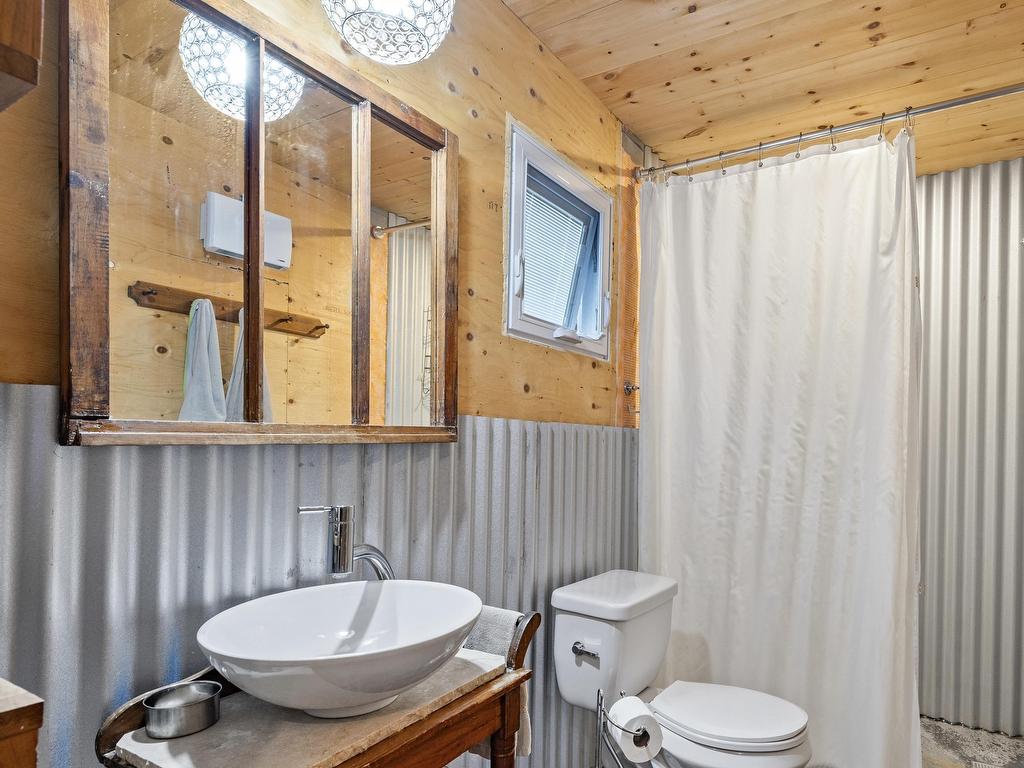 












53 Ship Building Road

,
Kingsboro,




PE
C0A 2B0

