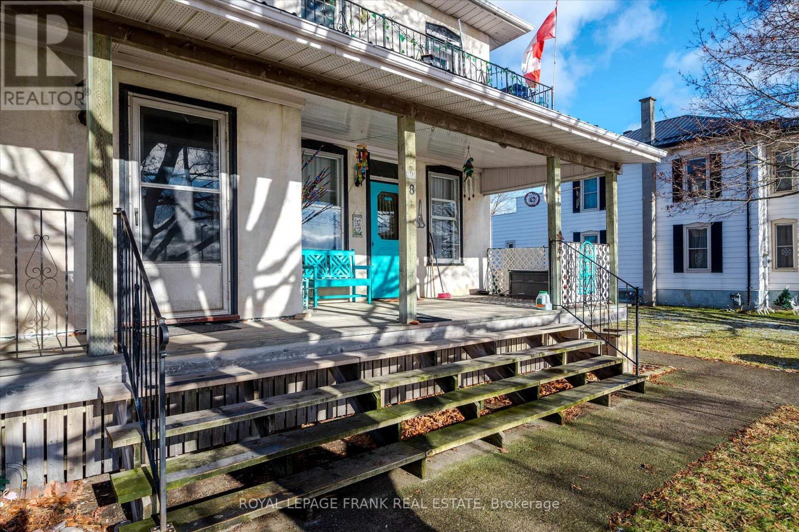 












8 ONTARIO STREET

,
Havelock-Belmont-Methuen (Havelock),




Ontario
K0L1Z0

