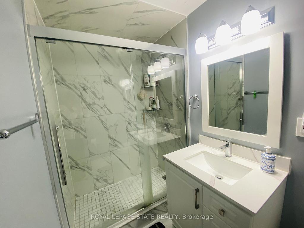 









70


Griselda

Crescent,
Brampton,




ON
L6S 1M3

