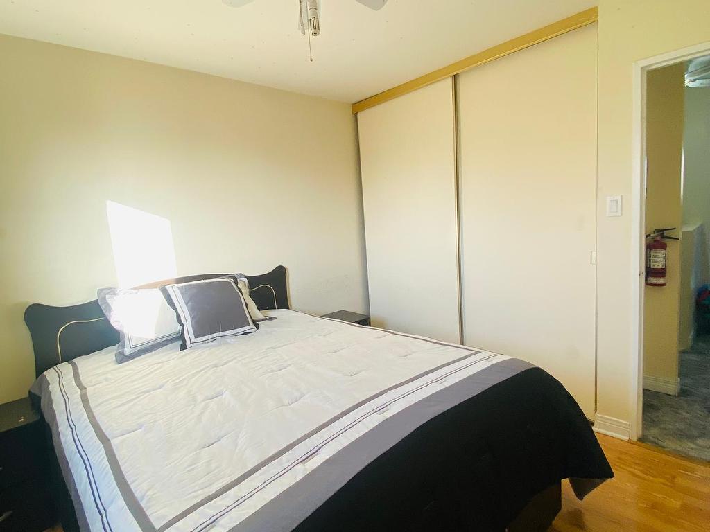 









70


Griselda

Crescent,
Brampton,




ON
L6S 1M3

