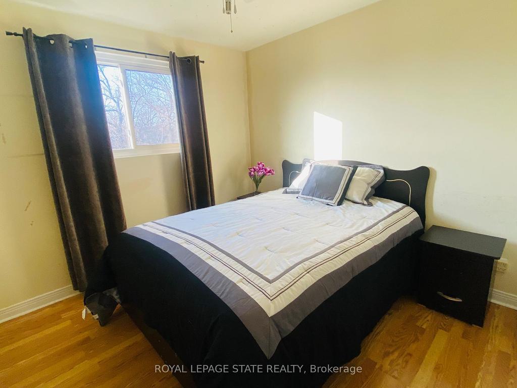 









70


Griselda

Crescent,
Brampton,




ON
L6S 1M3

