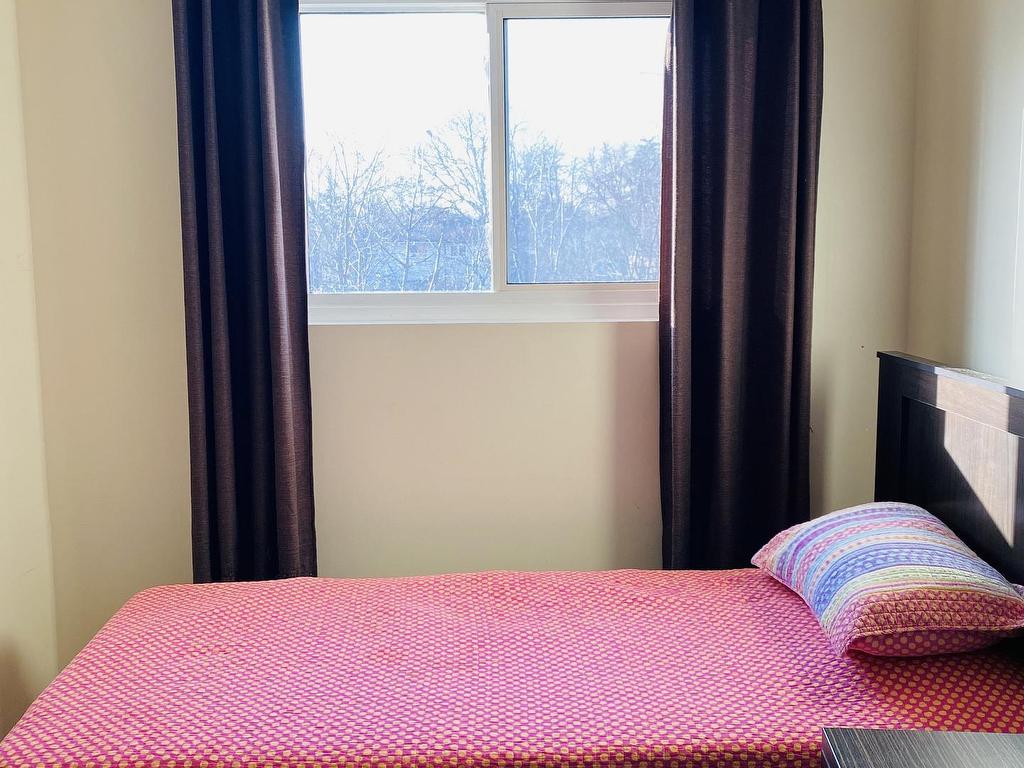 









70


Griselda

Crescent,
Brampton,




ON
L6S 1M3

