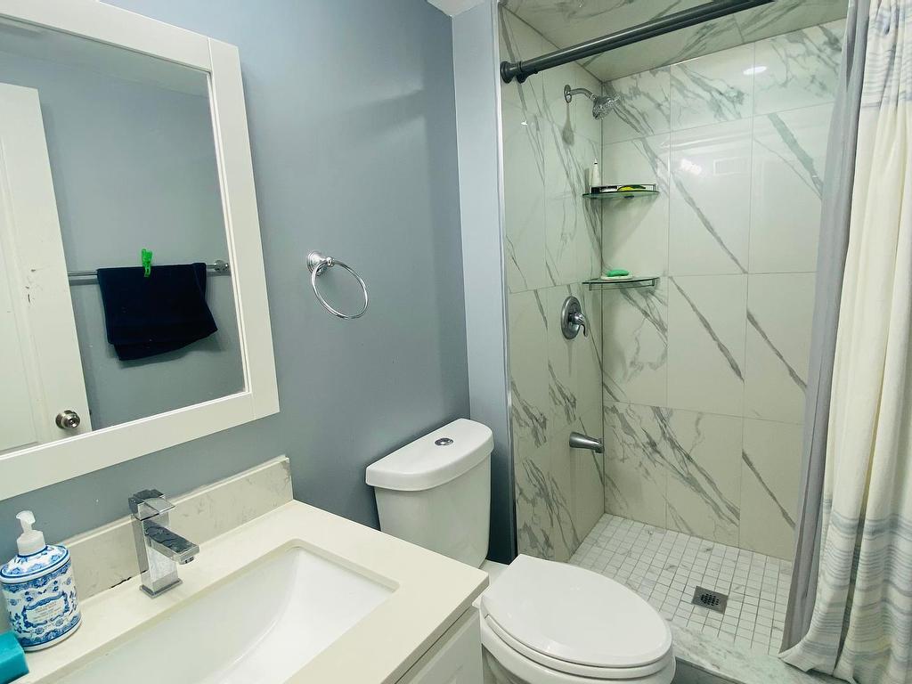 









70


Griselda

Crescent,
Brampton,




ON
L6S 1M3

