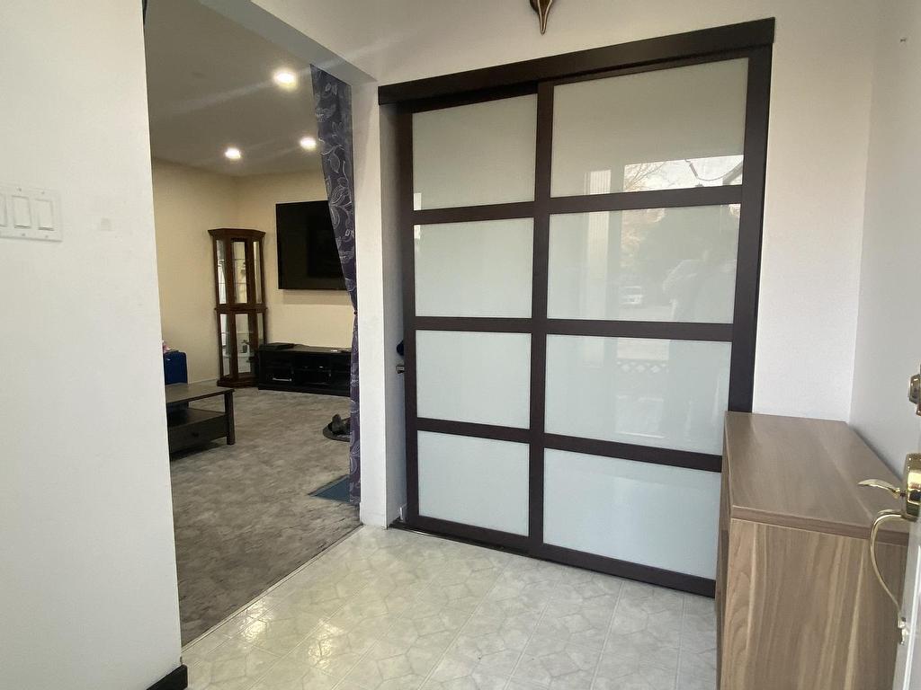 









70


Griselda

Crescent,
Brampton,




ON
L6S 1M3

