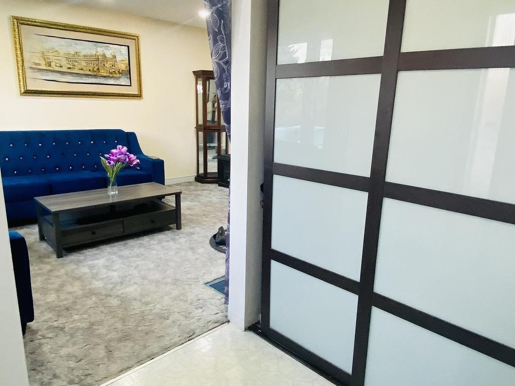 









70


Griselda

Crescent,
Brampton,




ON
L6S 1M3

