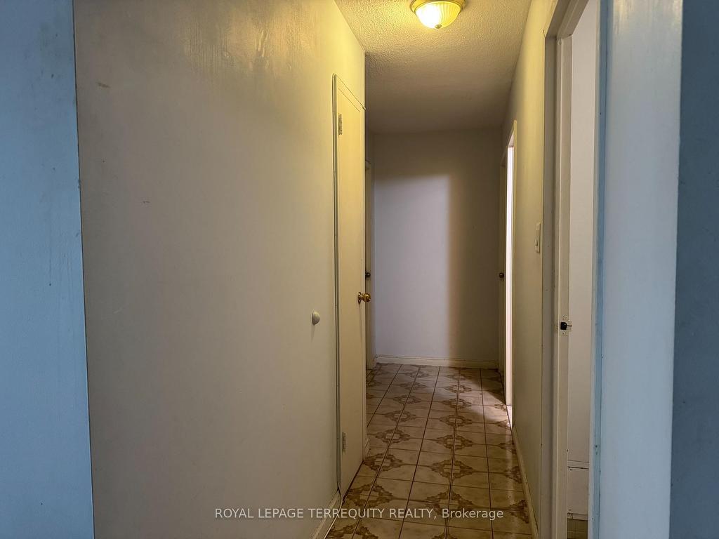 









15


London Green

Court, 409,
Toronto,




ON
M3N 1K4

