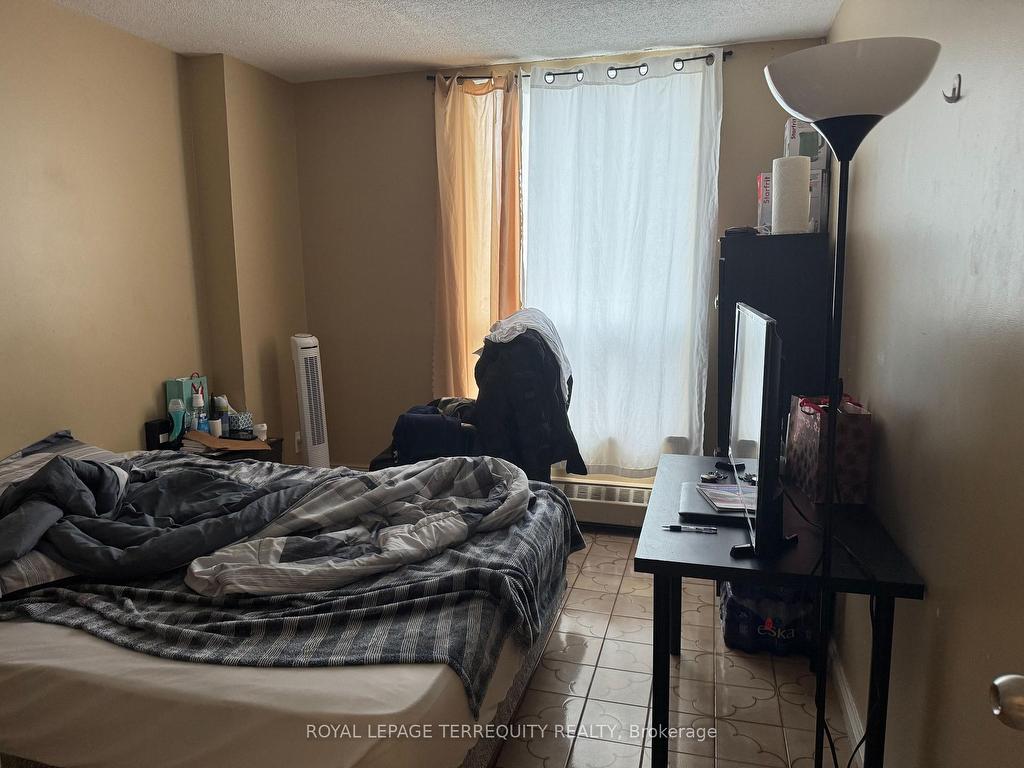 









15


London Green

Court, 409,
Toronto,




ON
M3N 1K4


