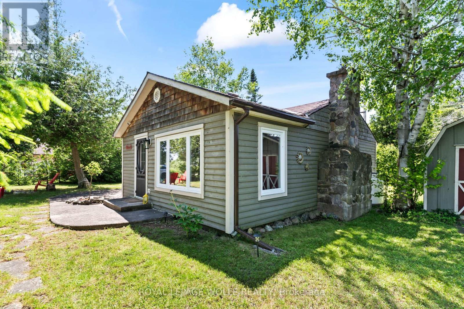 












282 WIDGEON COVE ROAD

,
Northern Bruce Peninsula,




Ontario
N0H2T0

