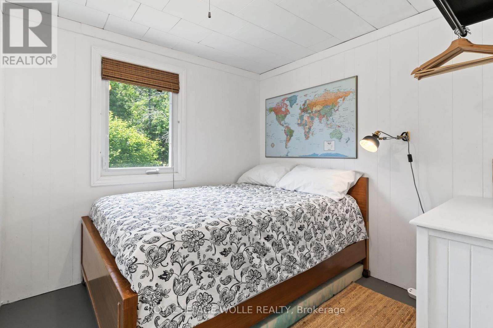 












282 WIDGEON COVE ROAD

,
Northern Bruce Peninsula,




Ontario
N0H2T0


