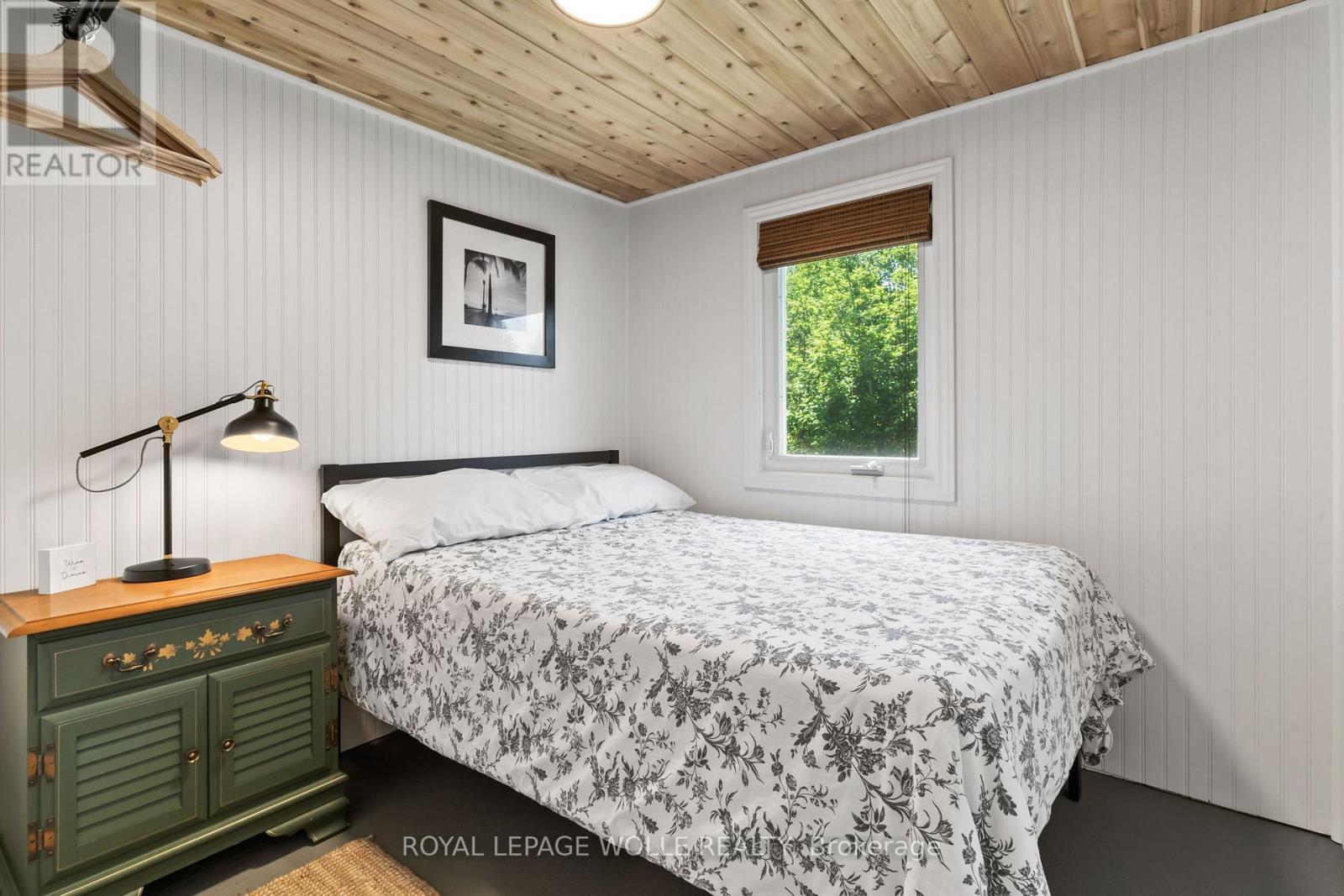 












282 WIDGEON COVE ROAD

,
Northern Bruce Peninsula,




Ontario
N0H2T0


