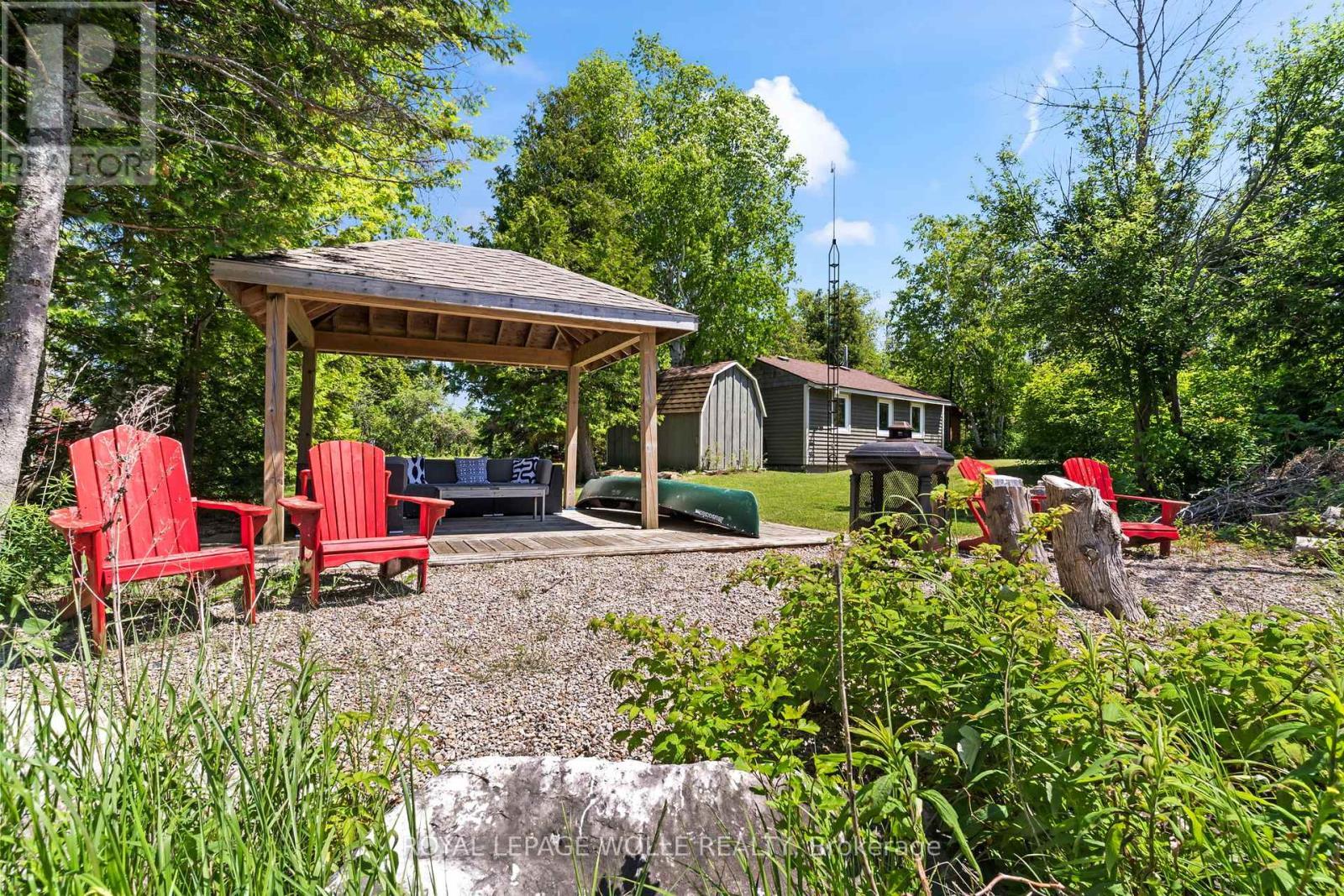












282 WIDGEON COVE ROAD

,
Northern Bruce Peninsula,




Ontario
N0H2T0

