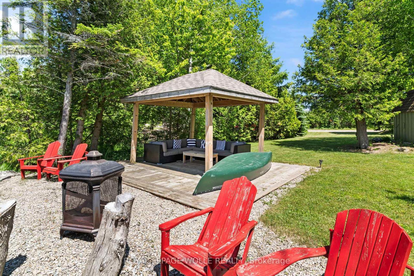












282 WIDGEON COVE ROAD

,
Northern Bruce Peninsula,




Ontario
N0H2T0

