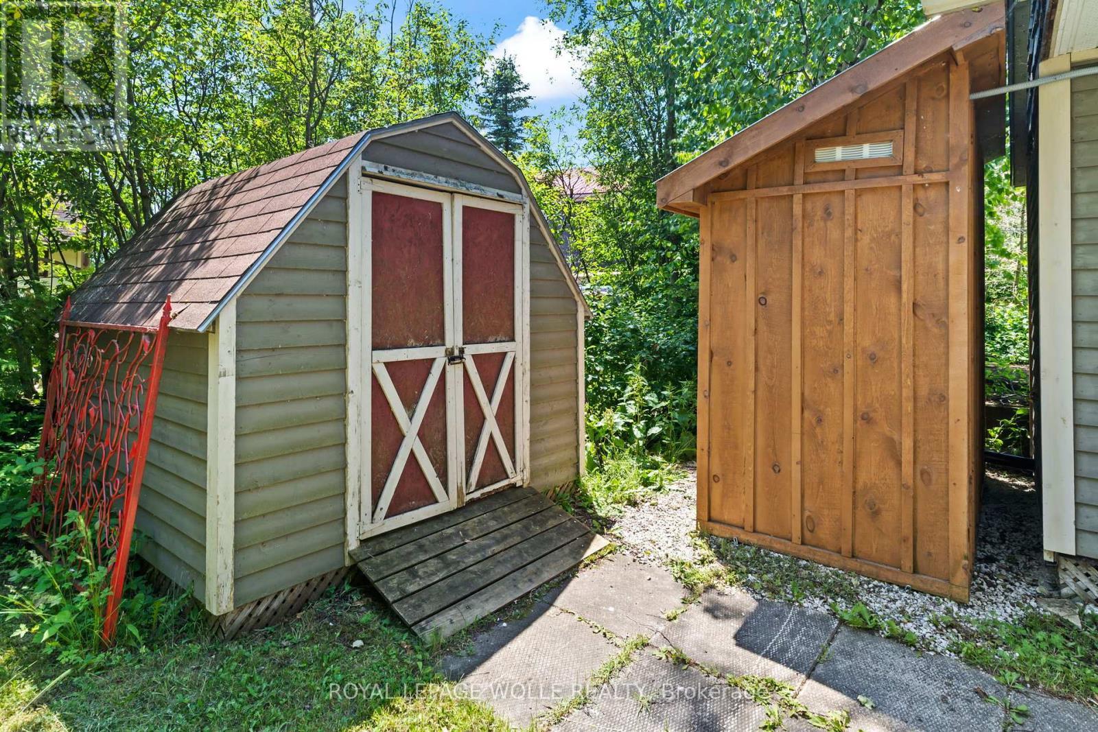 












282 WIDGEON COVE ROAD

,
Northern Bruce Peninsula,




Ontario
N0H2T0

