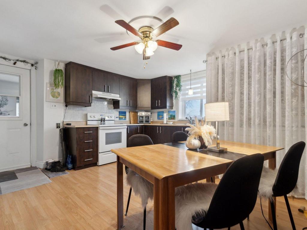 









317


Rue St-André

,
Gatineau (Gatineau),




QC
J8P4E6

