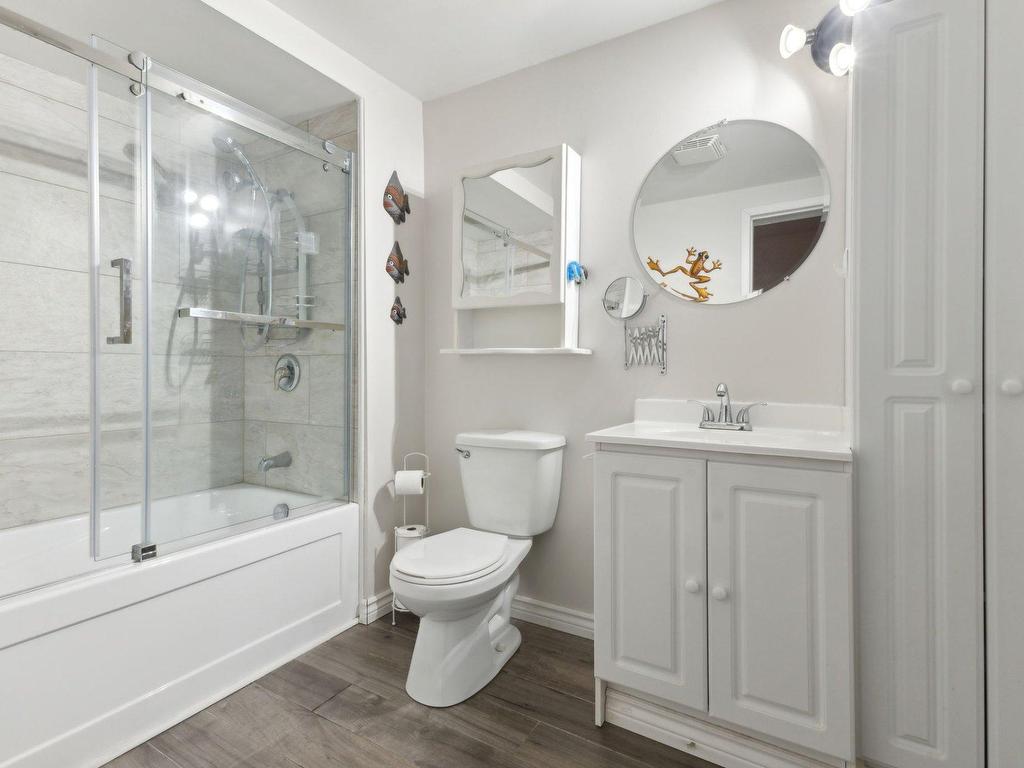 









317


Rue St-André

,
Gatineau (Gatineau),




QC
J8P4E6

