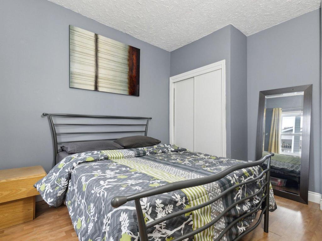 









317


Rue St-André

,
Gatineau (Gatineau),




QC
J8P4E6

