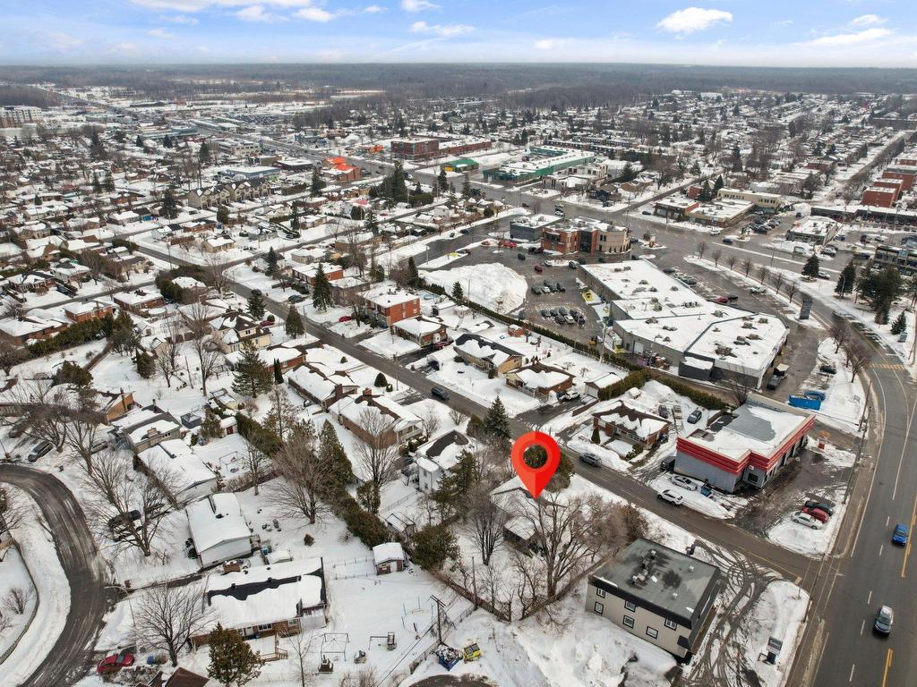 









3


Rue Yvon

,
Châteauguay,




QC
J6J3J7

