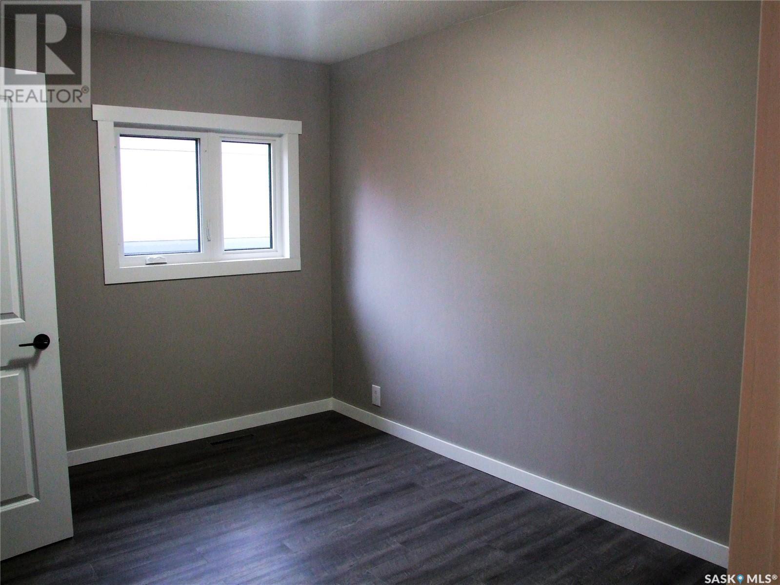 












315 3rd AVENUE E

,
Leader,




Saskatchewan
S0N1H0

