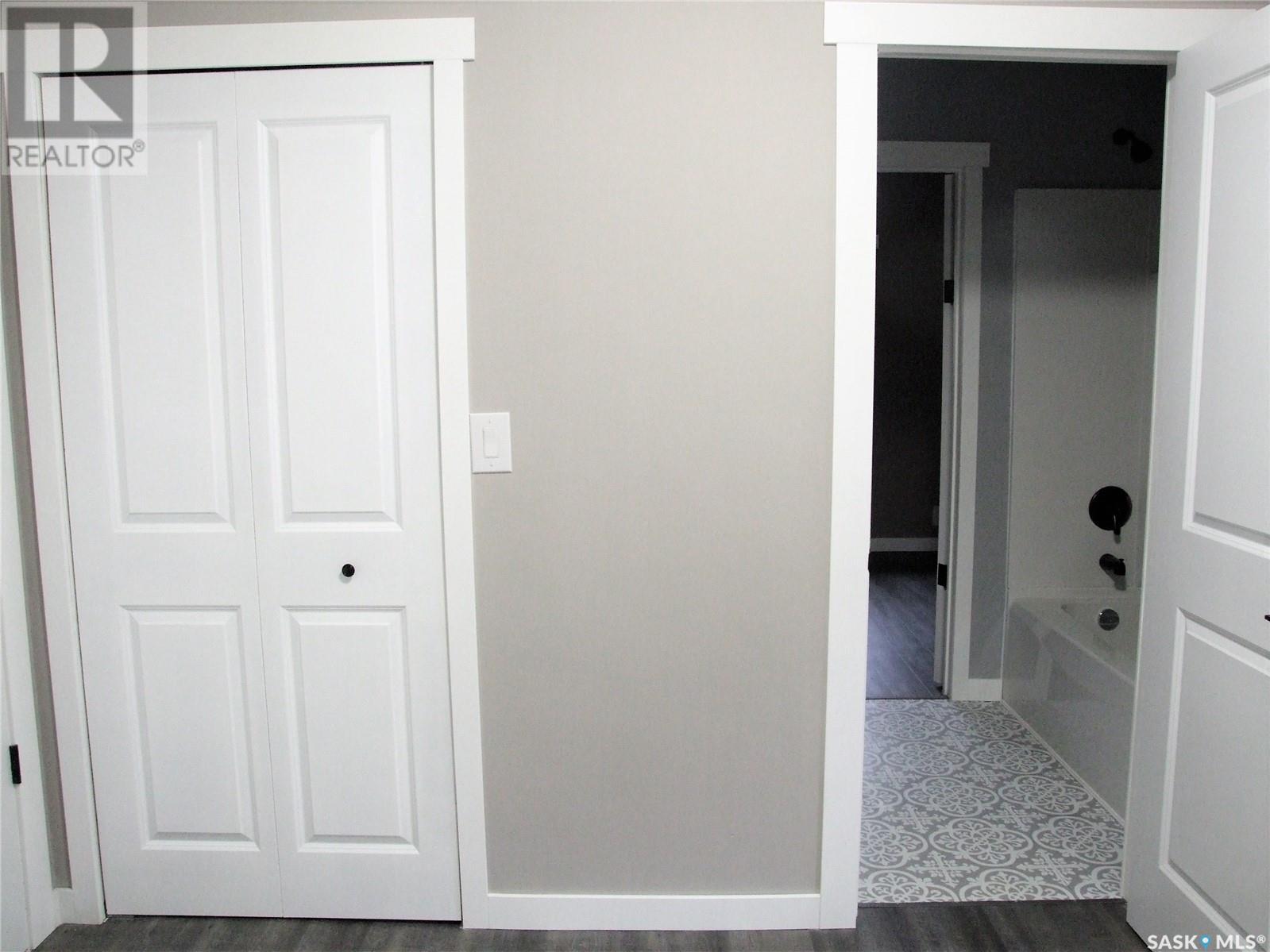 












315 3rd AVENUE E

,
Leader,




Saskatchewan
S0N1H0

